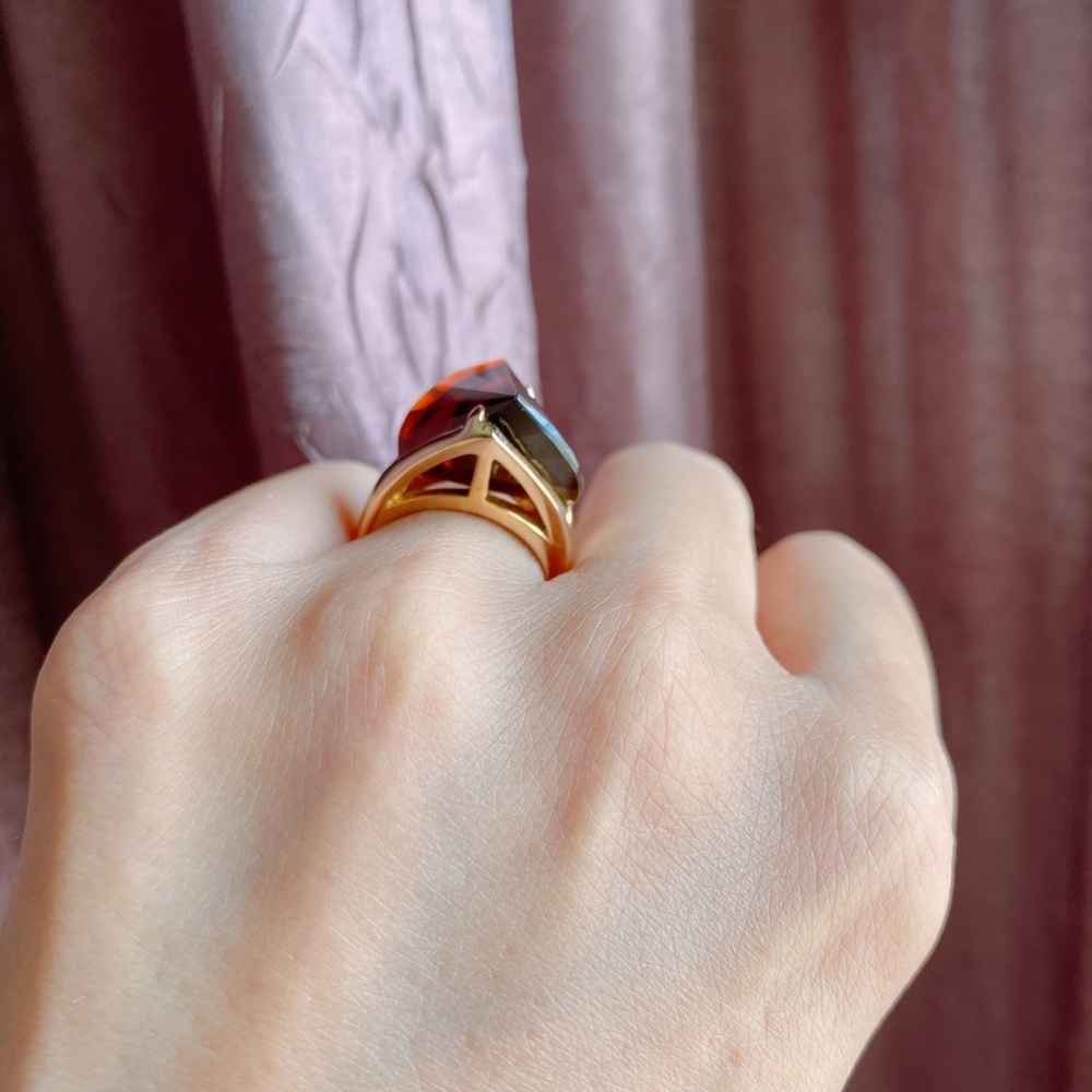 Crystal Cocktail Ring - Picture 2 of 3